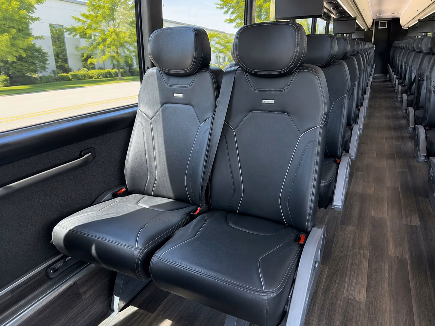 rehearsal dinner and post wedding charter bus rentals in wyoming